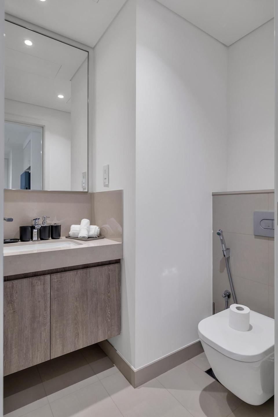 Vibrant Luxe Burj Khalifa Views-dubai Mall Access By Maxx Value Homes Dubai